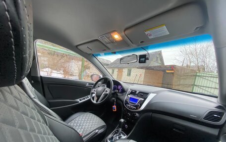 Hyundai Solaris II рестайлинг, 2013 год, 970 000 рублей, 5 фотография