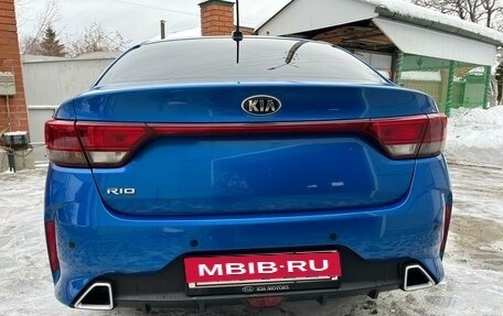 KIA Rio IV, 2021 год, 2 000 000 рублей, 1 фотография