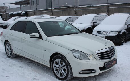 Mercedes-Benz E-Класс, 2011 год, 1 999 999 рублей, 17 фотография