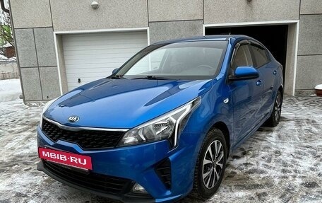 KIA Rio IV, 2021 год, 2 000 000 рублей, 14 фотография