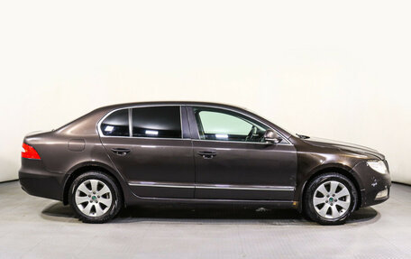 Skoda Superb III рестайлинг, 2011 год, 650 000 рублей, 4 фотография