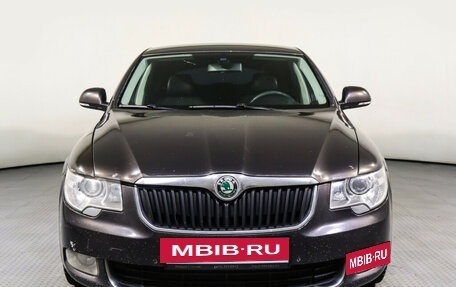 Skoda Superb III рестайлинг, 2011 год, 650 000 рублей, 2 фотография