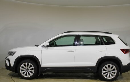 Volkswagen Taos, 2022 год, 2 900 000 рублей, 8 фотография