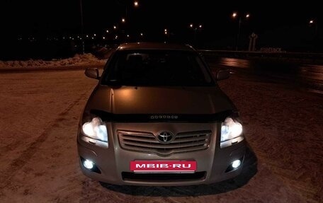 Toyota Avensis III рестайлинг, 2006 год, 600 000 рублей, 2 фотография