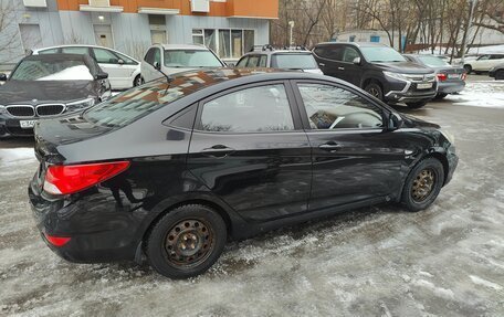 Hyundai Solaris II рестайлинг, 2011 год, 850 000 рублей, 4 фотография