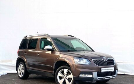 Skoda Yeti I рестайлинг, 2015 год, 1 555 700 рублей, 3 фотография