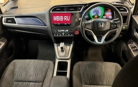 Honda Shuttle II, 2019 год, 1 620 000 рублей, 14 фотография