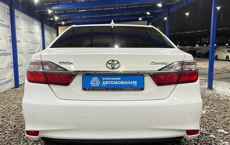 Toyota Camry, 2017 год, 2 299 000 рублей, 3 фотография