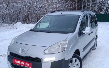 Peugeot Partner II рестайлинг 2, 2012 год, 970 000 рублей, 3 фотография