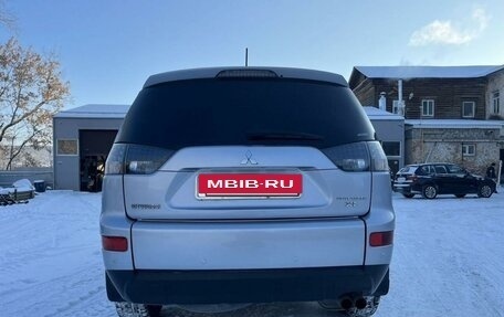 Mitsubishi Outlander III рестайлинг 3, 2007 год, 1 200 000 рублей, 6 фотография