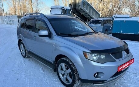 Mitsubishi Outlander III рестайлинг 3, 2007 год, 1 200 000 рублей, 2 фотография