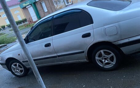 Toyota Carina E, 1997 год, 260 000 рублей, 1 фотография