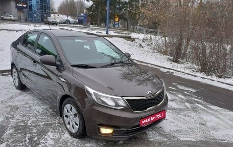 KIA Rio III рестайлинг, 2015 год, 990 000 рублей, 1 фотография