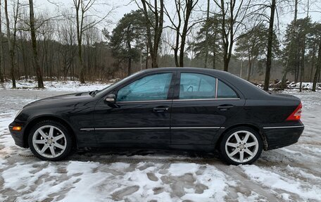 Mercedes-Benz C-Класс, 2003 год, 700 000 рублей, 2 фотография