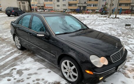 Mercedes-Benz C-Класс, 2003 год, 700 000 рублей, 7 фотография