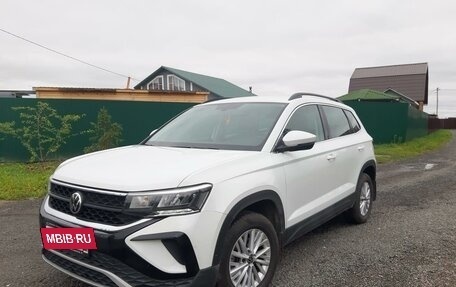 Volkswagen Taos, 2021 год, 2 950 000 рублей, 4 фотография