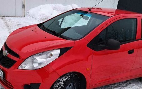 Chevrolet Spark III, 2011 год, 453 000 рублей, 2 фотография