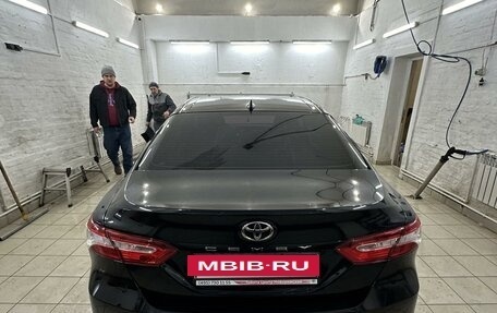 Toyota Camry, 2019 год, 2 900 000 рублей, 5 фотография