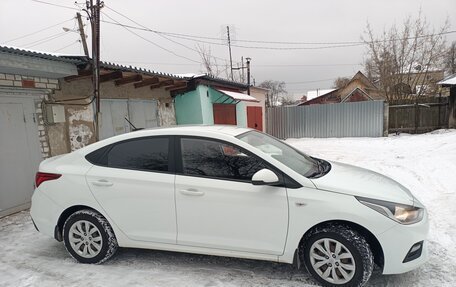 Hyundai Solaris II рестайлинг, 2017 год, 1 395 000 рублей, 6 фотография