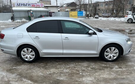 Volkswagen Jetta VI, 2013 год, 1 169 000 рублей, 4 фотография