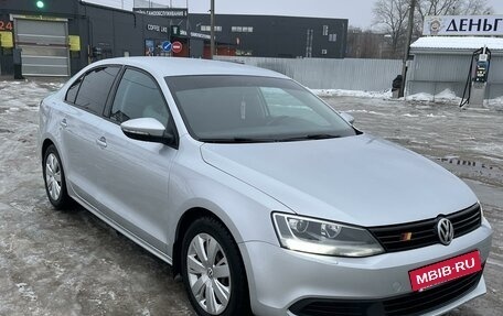 Volkswagen Jetta VI, 2013 год, 1 169 000 рублей, 15 фотография