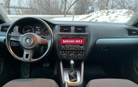 Volkswagen Jetta VI, 2013 год, 1 169 000 рублей, 25 фотография