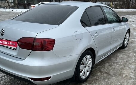 Volkswagen Jetta VI, 2013 год, 1 169 000 рублей, 21 фотография