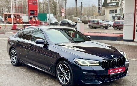 BMW 5 серия, 2020 год, 3 799 000 рублей, 3 фотография