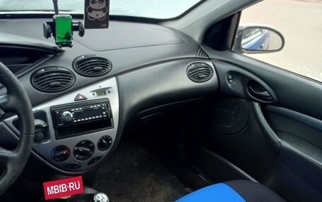 Ford Focus IV, 2001 год, 299 999 рублей, 13 фотография