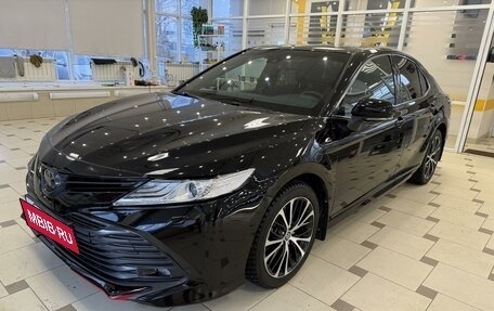 Toyota Camry, 2020 год, 3 200 000 рублей, 4 фотография