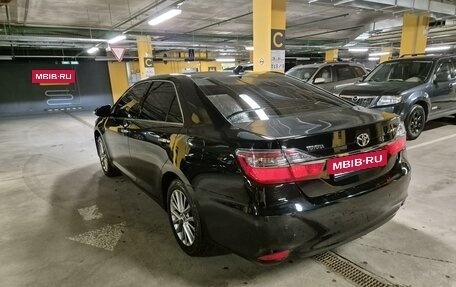 Toyota Camry, 2015 год, 1 950 000 рублей, 2 фотография