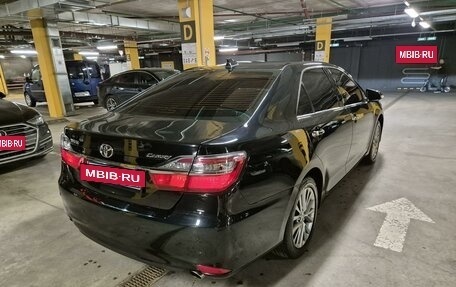 Toyota Camry, 2015 год, 1 950 000 рублей, 10 фотография