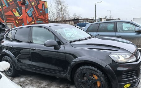 Volkswagen Touareg III, 2011 год, 2 100 000 рублей, 3 фотография