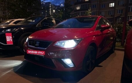 SEAT Ibiza IV рестайлинг 2, 2020 год, 1 700 000 рублей, 4 фотография