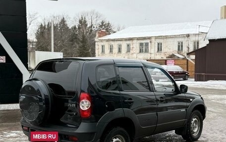 Chevrolet Niva I рестайлинг, 2015 год, 688 000 рублей, 5 фотография