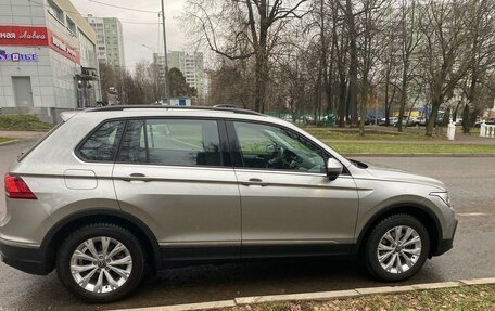 Volkswagen Tiguan II, 2021 год, 2 850 000 рублей, 3 фотография