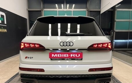 Audi SQ7, 2024 год, 21 000 000 рублей, 6 фотография