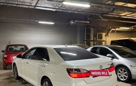 Toyota Camry, 2017 год, 1 730 000 рублей, 3 фотография