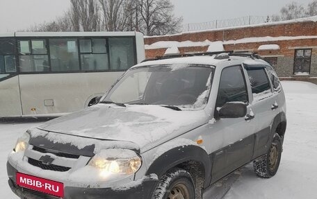 Chevrolet Niva I рестайлинг, 2010 год, 480 000 рублей, 2 фотография