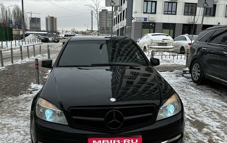 Mercedes-Benz C-Класс, 2010 год, 1 300 000 рублей, 1 фотография