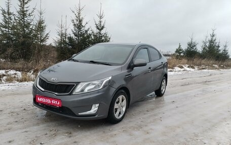 KIA Rio III рестайлинг, 2013 год, 900 000 рублей, 1 фотография