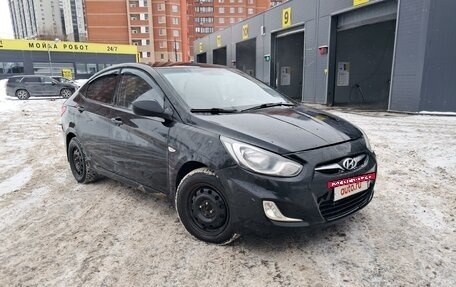 Hyundai Solaris II рестайлинг, 2013 год, 425 000 рублей, 2 фотография