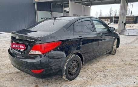 Hyundai Solaris II рестайлинг, 2013 год, 425 000 рублей, 3 фотография