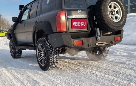 Nissan Patrol, 2005 год, 3 000 000 рублей, 5 фотография