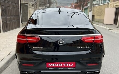 Mercedes-Benz GLE Coupe AMG, 2017 год, 6 800 000 рублей, 4 фотография