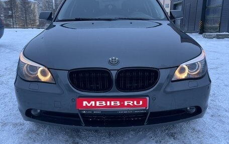 BMW 5 серия, 2004 год, 899 000 рублей, 7 фотография