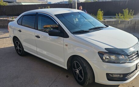 Volkswagen Polo VI (EU Market), 2016 год, 1 000 000 рублей, 2 фотография