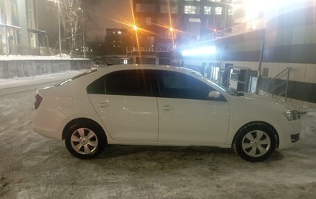 Skoda Rapid I, 2018 год, 1 100 000 рублей, 8 фотография