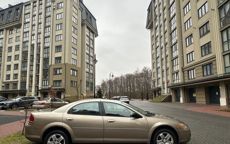 Dodge Stratus II, 2003 год, 265 000 рублей, 4 фотография