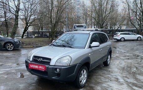 Hyundai Tucson III, 2008 год, 830 000 рублей, 3 фотография